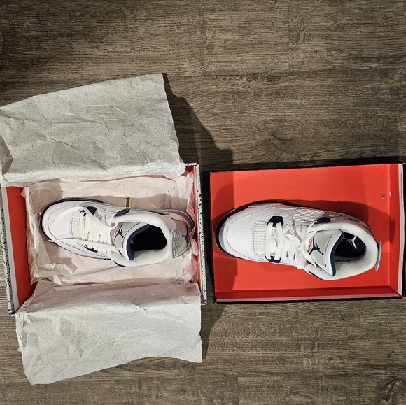 Air Jordan 4 Retro Midnight Navy - Picture 6 of 7